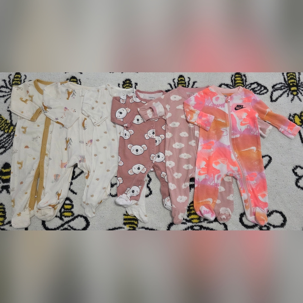 6 Pc Bundle of SIZE 3M Baby Pajamas brands: Carter's, Purely Soft,Old Navy, Nike
